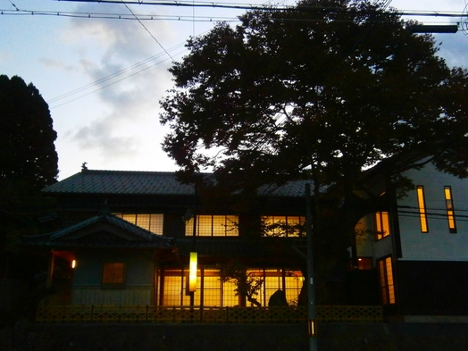 ★春旅★焼がに／蟹すき【黒毛和牛のステーキ付き】香住に春旅へ〜☆